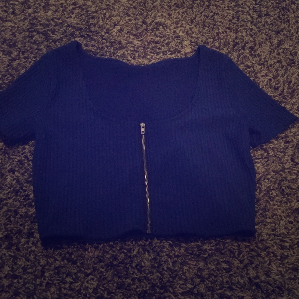 Blue zip up crop top